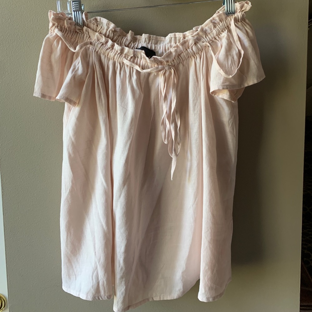 Off-the-shoulder Top